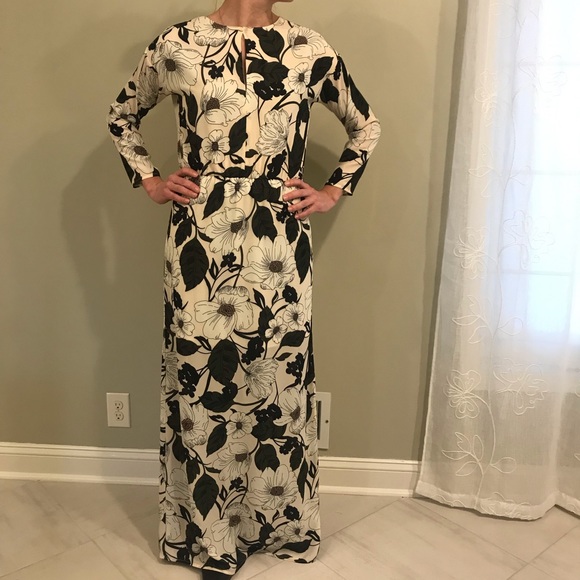 Lucy & Co Dresses & Skirts - Lucy & Co Floral Maxi Dress, S